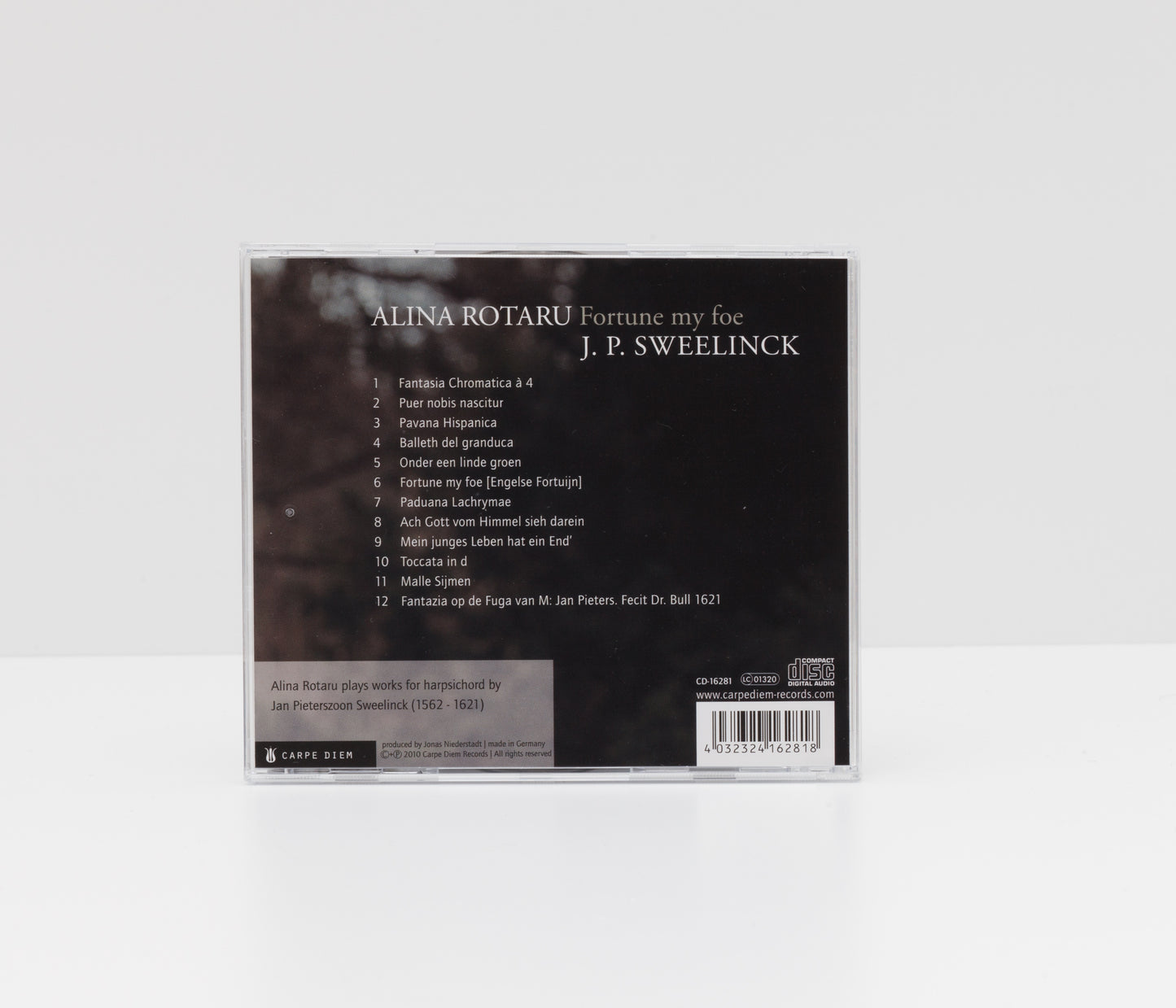 Jewelcase album back cover of "Fortune My Foe" by Alina Rotaru saying "Alina Rotaru plays works for harpsichord by Jan Pieterszoon Sweelinck (562-1621)".