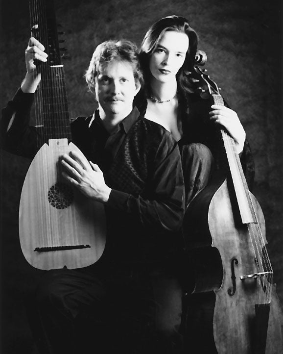 Old press picture of Lee Santana and Hille Perl