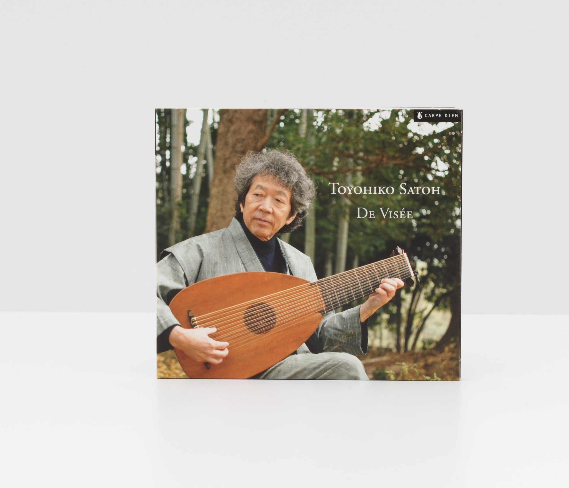 Digipack album cover of "De Visee" by Toyohiko Satoh