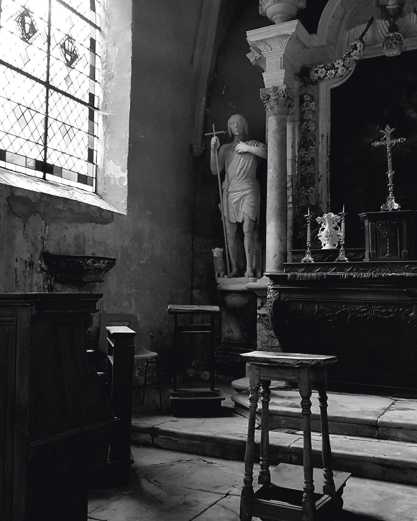 Detail of the recording church for the album "Sweet melancholy" by Florent Marie.