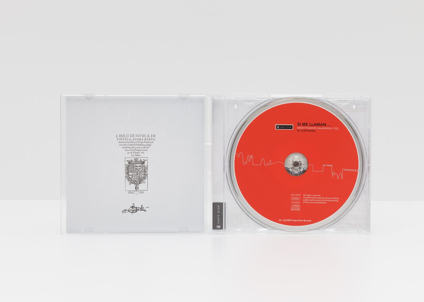 Jewelcase detail of the album "Si me llaman ..." by El Cortesano, Ariel Abramovich and Jose Hernandez-Pastor, showing the CD.