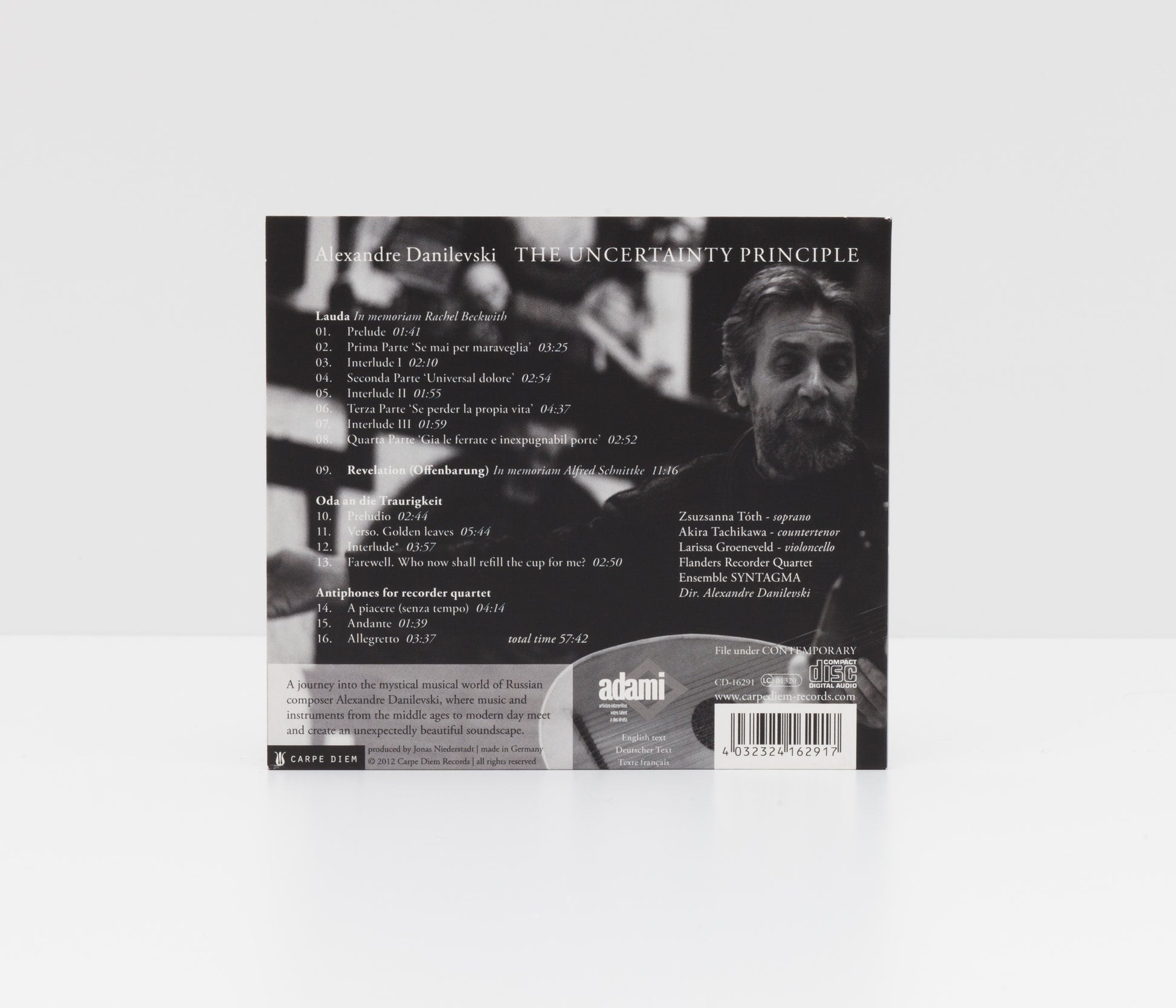 Album back cover of "The Uncertainty Principle" by ensemble Syntagma, Flanders Recorder Quartet and Alexandre Danilevski