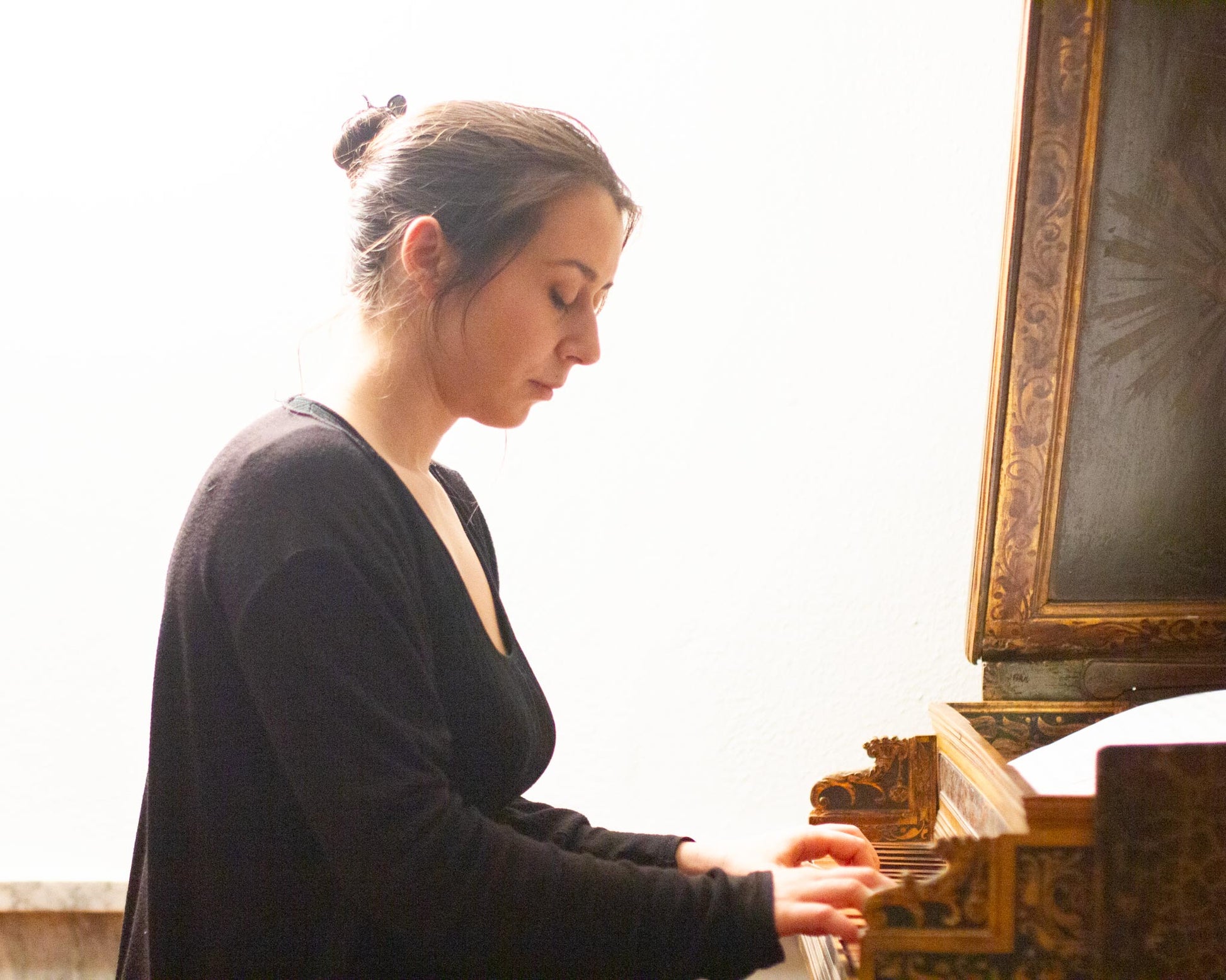 Catalina Vicens playing the worlds oldest playable harpsichord during the recording sessions for her album "Il cembalo di partenope" in Vermillion, USA. 