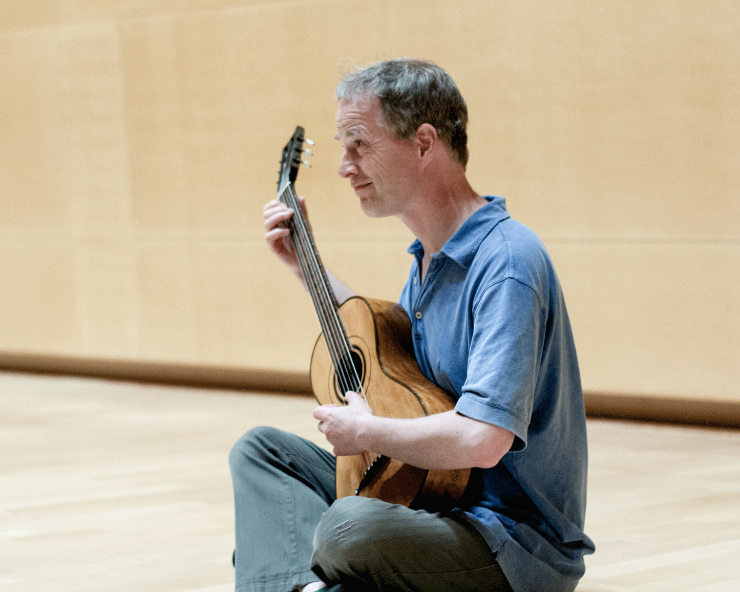 David van Ooijen playing guitar at the recording sessions for the album "Gilyak Songs" for Carpe Diem Records in the Kirishima concert hall, Japan. 
