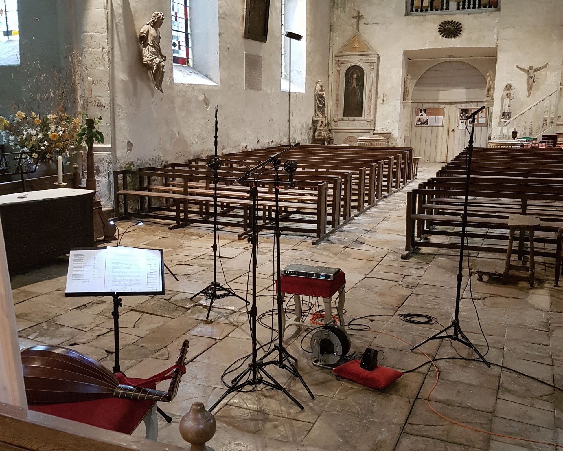Recording setup for the album "Terzi - lute music" in a church in Normandy, France. 